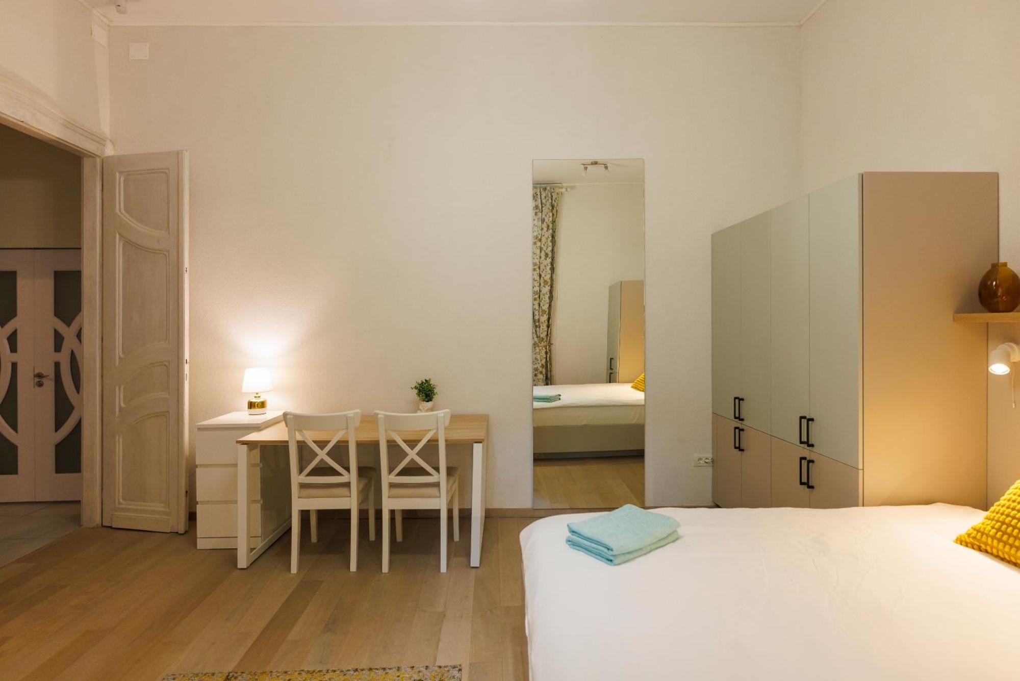 Victoriei Square Apartment Тімішоара Екстер'єр фото